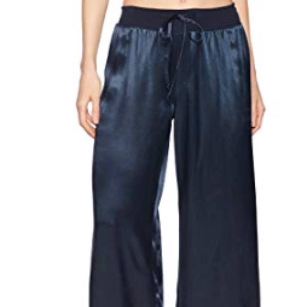 PJ Harlow Jolie Capri Navy